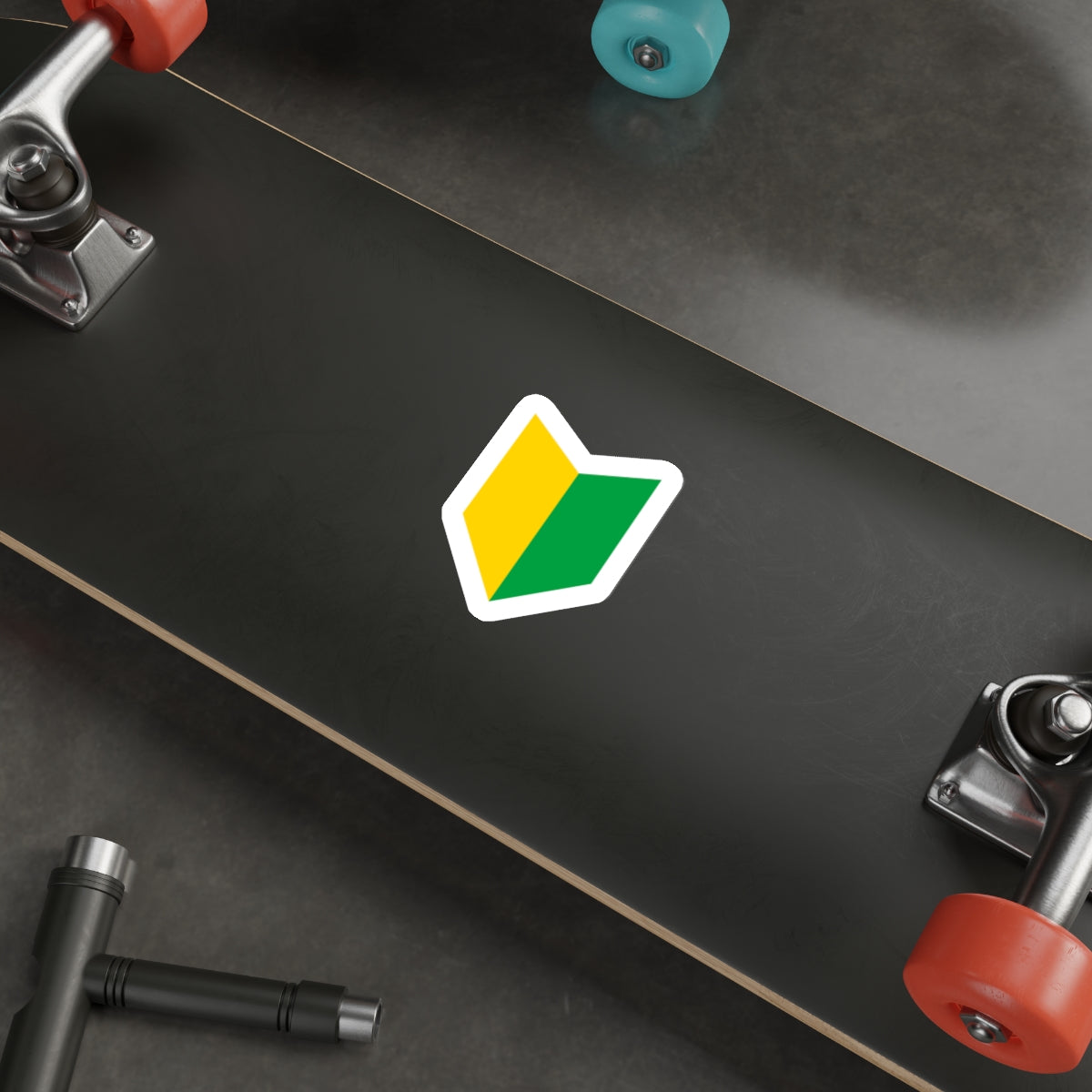 Wakaba Leaf Sticker — Shoshinsha Mark JDM Beginner Driver Decal