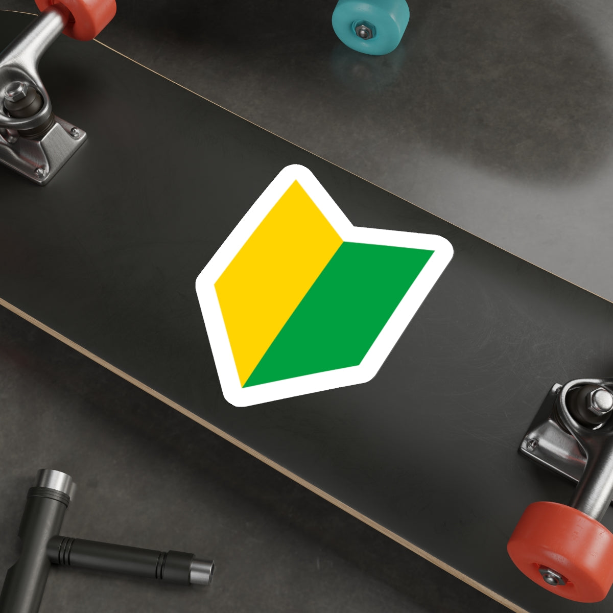 Wakaba Leaf Sticker — Shoshinsha Mark JDM Beginner Driver Decal
